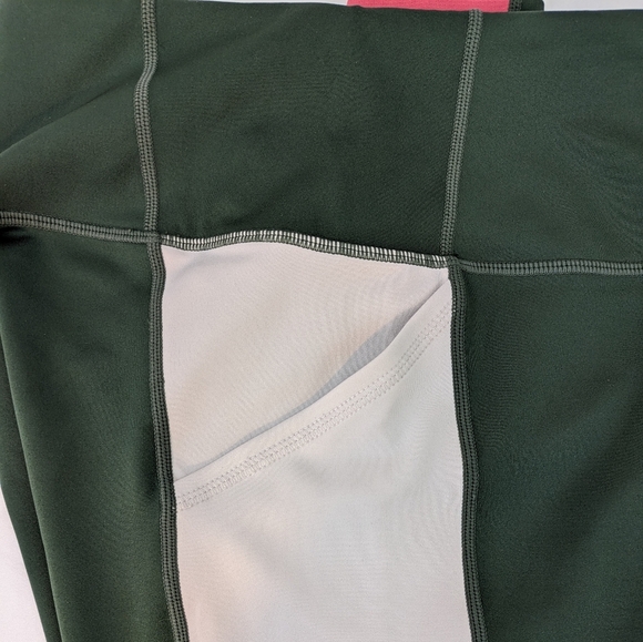 Union Leggings - Picture 6 of 7